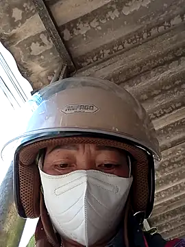  Helala  online show from October 5, 2025, 2:43 am