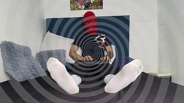 Snapshot of Warmteam777 chatting on November 16, 2025, 3:39 pm Warmteam777 online show from November 16, 2025, 3:39 pm