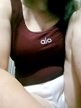 Surrilove online show from April 10, 2026, 1:16 pm