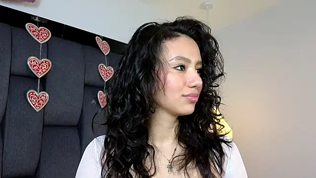 Calipso Parisi online show from February 13, 2026, 2:57 pm