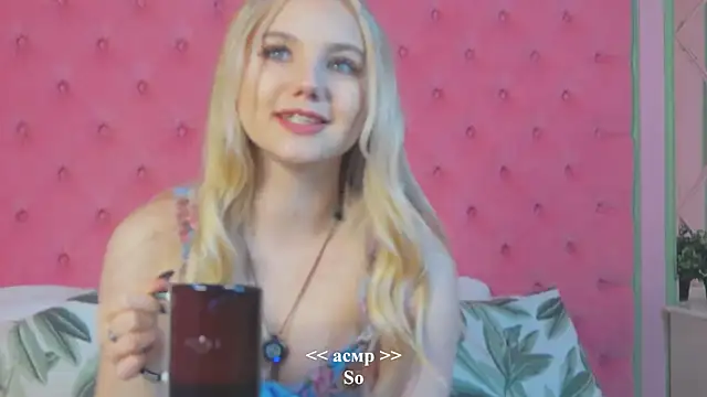 Sky Cutie online show from September 27, 2025, 4:39 am