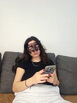 Snapshot of 0gece0 chatting on February 13, 2026, 2:35 pm 0gece0 online show from February 13, 2026, 2:35 pm