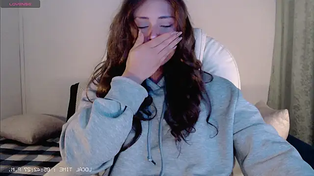 Snapshot of Flor3citarockera chatting on October 12, 2025, 10:42 pm Flor3citarockera online show from October 12, 2025, 10:42 pm