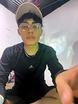 Dani rivass online show from September 19, 2025, 1:18 am