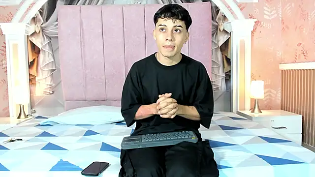 Dani rivass online show from September 25, 2025, 11:14 am