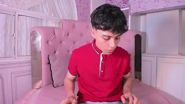 Dani rivass online show from December 15, 2025, 12:31 pm