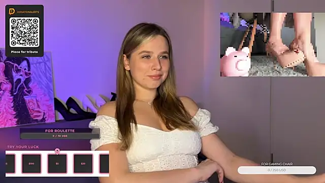 Snapshot of GoddessRoss chatting on November 4, 2025, 5:45 pm GoddessRoss online show from November 4, 2025, 5:45 pm