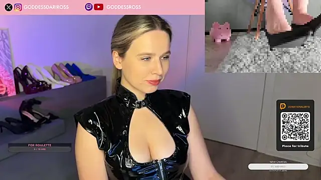 Snapshot of GoddessRoss chatting on November 20, 2025, 6:29 pm GoddessRoss online show from November 20, 2025, 6:29 pm