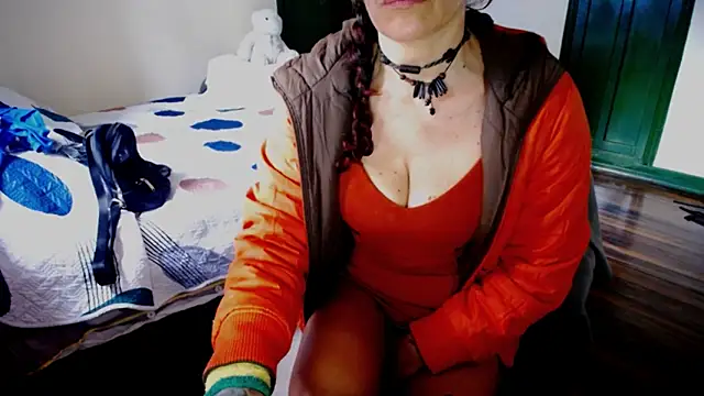 fenix colette online show from May 20, 2026, 1:50 pm