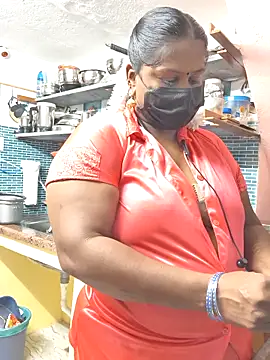 Snapshot of bakyasree143 chatting on October 7, 2025, 2:42 am bakyasree143 online show from October 7, 2025, 2:42 am