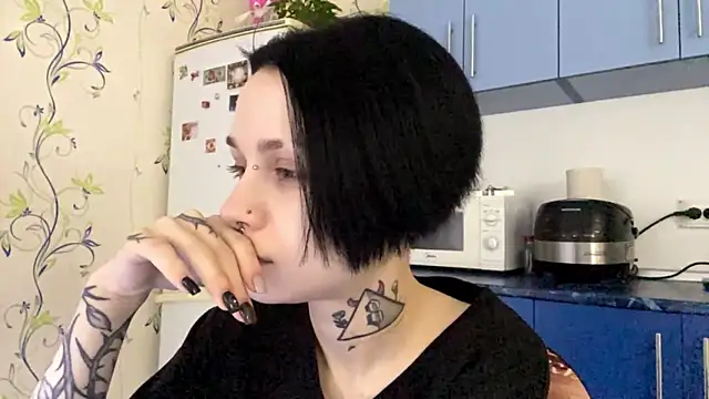 CandaceBlaze online show from October 25, 2025, 8:14 pm