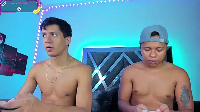 Robertmiller21 online show from October 3, 2025, 5:04 am