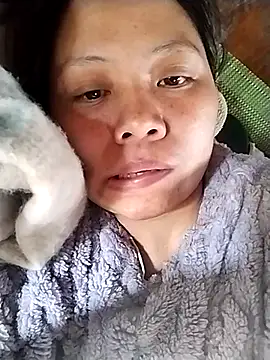 venu00 online show from February 14, 2026, 3:25 am