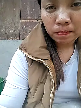 venu00 online show from March 2, 2026, 6:14 am