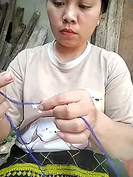 venu00 online show from April 9, 2026, 6:30 am