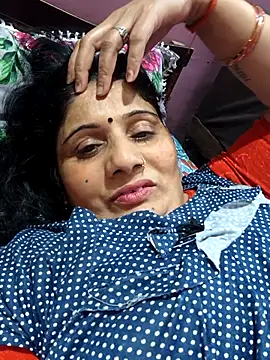 Snapshot of Rakhi99x chatting on May 18, 2026, 10:43 am Rakhi99x online show from May 18, 2026, 10:43 am