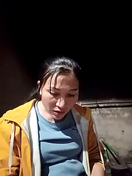 YAYAA-502 online show from November 17, 2025, 11:38 am