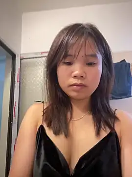 Ngoc-bbi online show from February 20, 2026, 1:57 am