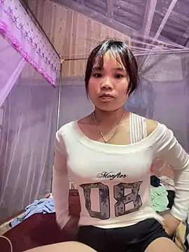 Snapshot of Ngoc-bbi chatting on May 10, 2026, 1:38 pm Ngoc-bbi online show from May 10, 2026, 1:38 pm
