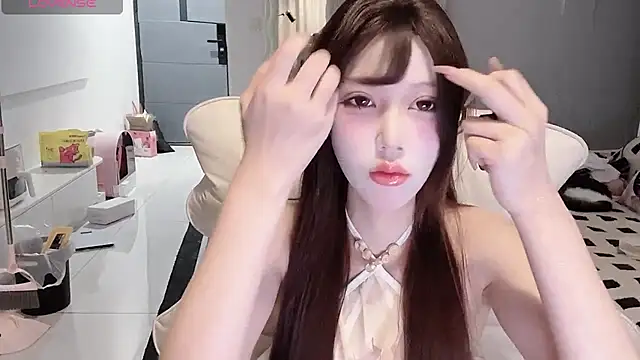 vkvk-VK online show from October 26, 2025, 4:02 pm