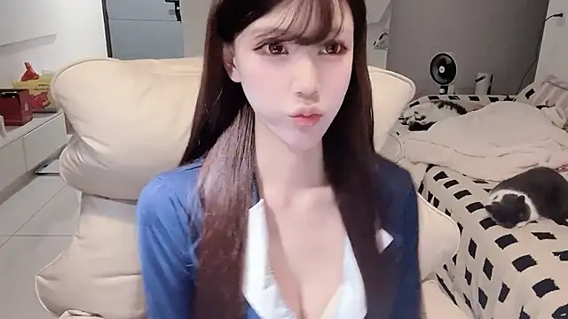 vkvk-VK online show from November 3, 2025, 4:08 pm