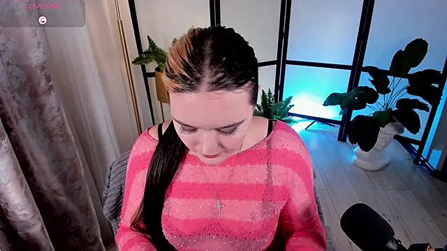 HeyMary online show from September 27, 2025, 11:04 am