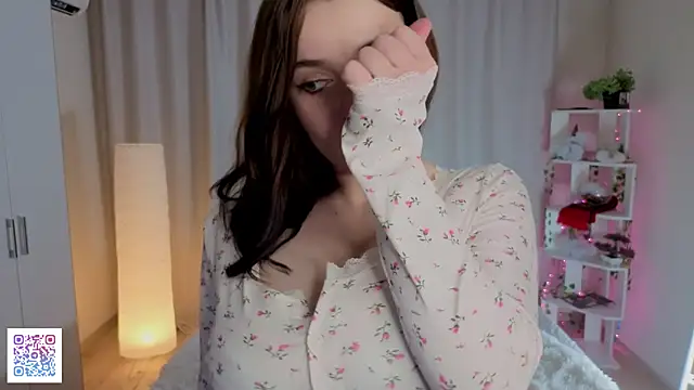 ThuBoppre online show from October 24, 2025, 5:42 pm