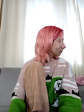 Liann Stark online show from November 13, 2025, 6:23 am