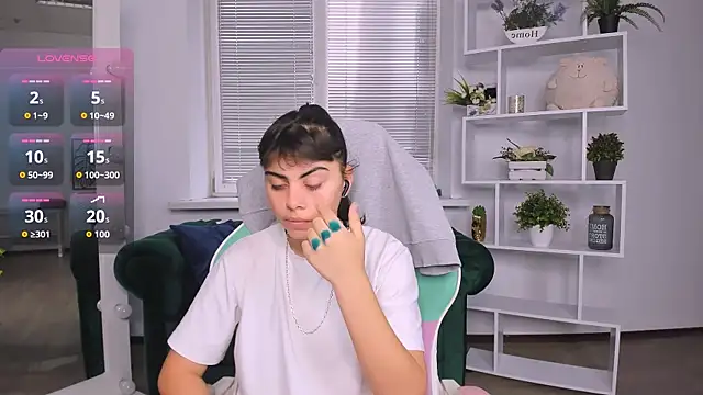 Snapshot of Cocoa_Sins chatting on October 24, 2025, 5:59 am Cocoa Sins online show from October 24, 2025, 5:59 am