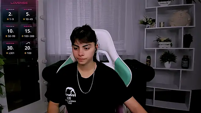 Snapshot of Cocoa_Sins chatting on November 6, 2025, 7:09 am Cocoa Sins online show from November 6, 2025, 7:09 am