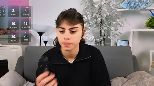 Snapshot of Cocoa_Sins chatting on November 12, 2025, 6:47 am Cocoa Sins online show from November 12, 2025, 6:47 am