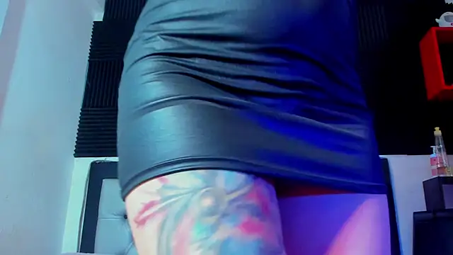 Akalidemon online show from December 3, 2025, 4:53 am