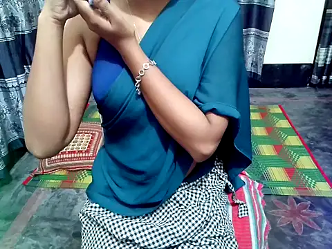 blackpori online show from October 16, 2025, 3:51 am