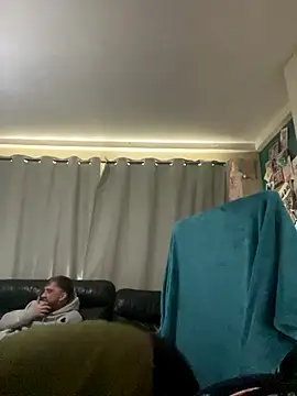 kittykatbean online show from November 19, 2025, 3:01 pm