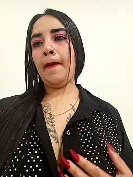 MAYE  13 online show from September 30, 2025, 2:11 pm