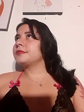 Snapshot of Yuli-27 chatting on October 8, 2025, 3:15 am Yuli-27 online show from October 8, 2025, 3:15 am