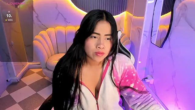 Victoria b  online show from October 23, 2025, 7:56 pm