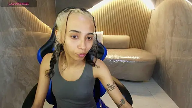 Agnis ink r online show from October 8, 2025, 3:04 am