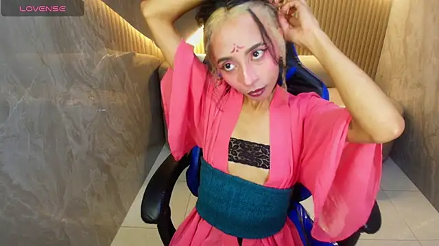 Agnis ink r online show from October 9, 2025, 3:26 am