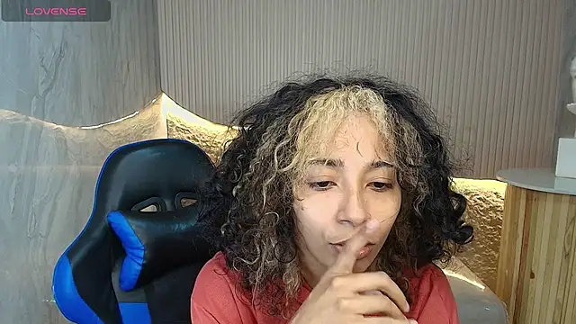 Agnis ink r online show from November 8, 2025, 1:22 pm