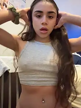 Snapshot of Ariovalle chatting on February 11, 2026, 5:45 am Ariovalle online show from February 11, 2026, 5:45 am