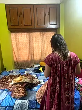 goodvibesonly44445 online show from October 10, 2025, 8:13 am