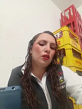 VERONICA  03 online show from October 7, 2025, 4:04 pm