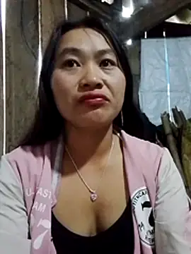 lusy-bae online show from November 1, 2025, 12:56 am