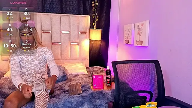 melody-rouss online show from October 12, 2025, 5:06 am