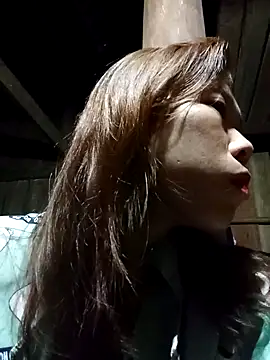 Ngocmi909 online show from November 9, 2025, 9:35 pm