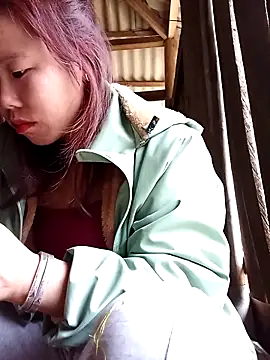 Ngocmi909 online show from February 22, 2026, 12:45 am