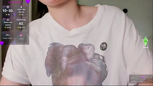 strawberry-ni online show from November 5, 2025, 5:46 pm