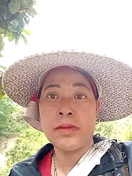 Sa2mh20 online show from April 15, 2026, 9:38 am