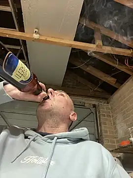 Richmcgee online show from April 6, 2026, 7:26 pm